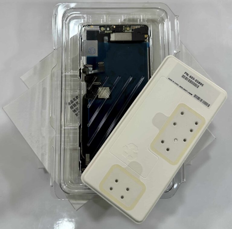 iPhone 17 Pro Max Service Pack - מסך מקורי חדש